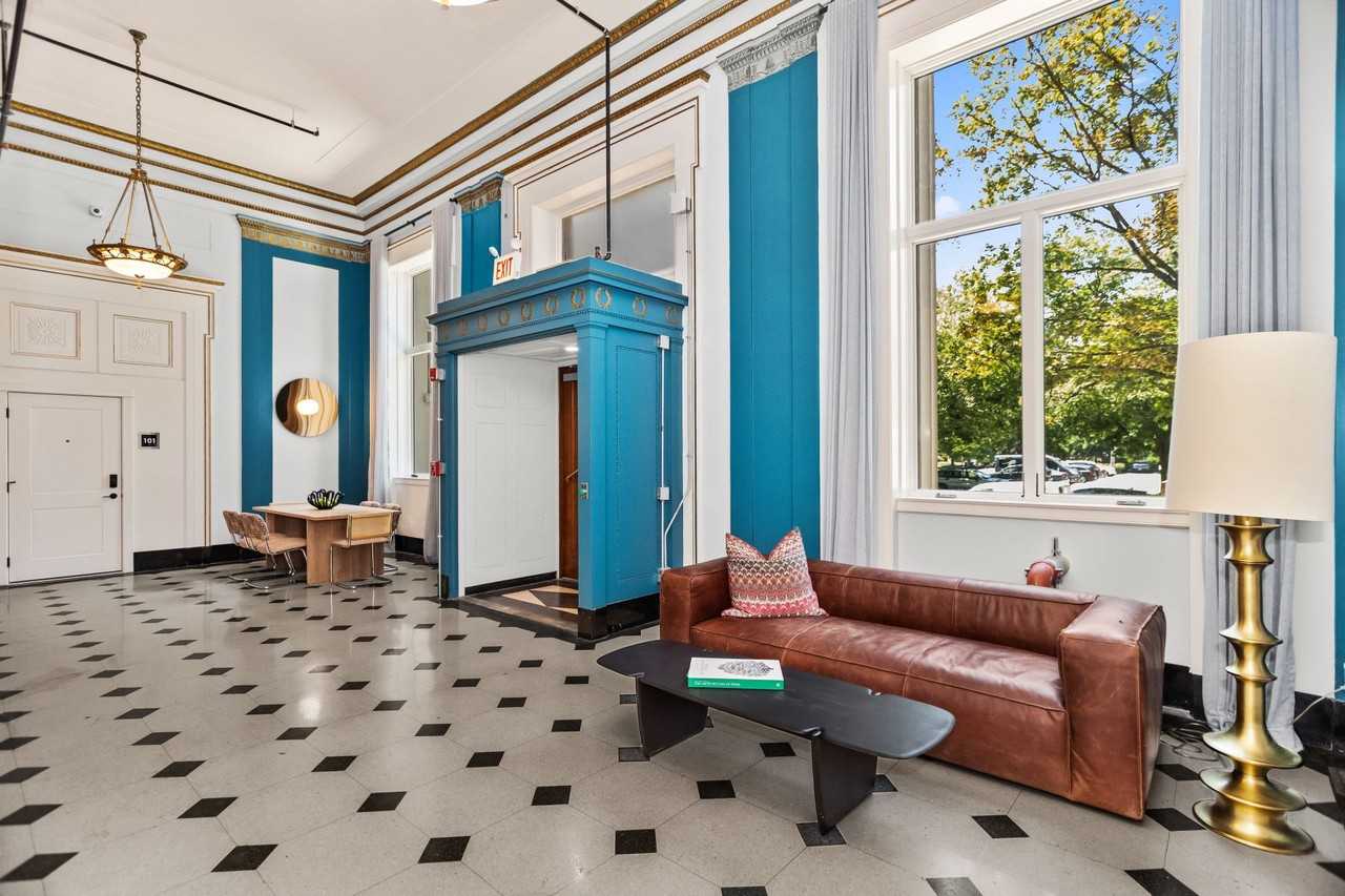 1453 Maple Ave - Photo 2 of 50