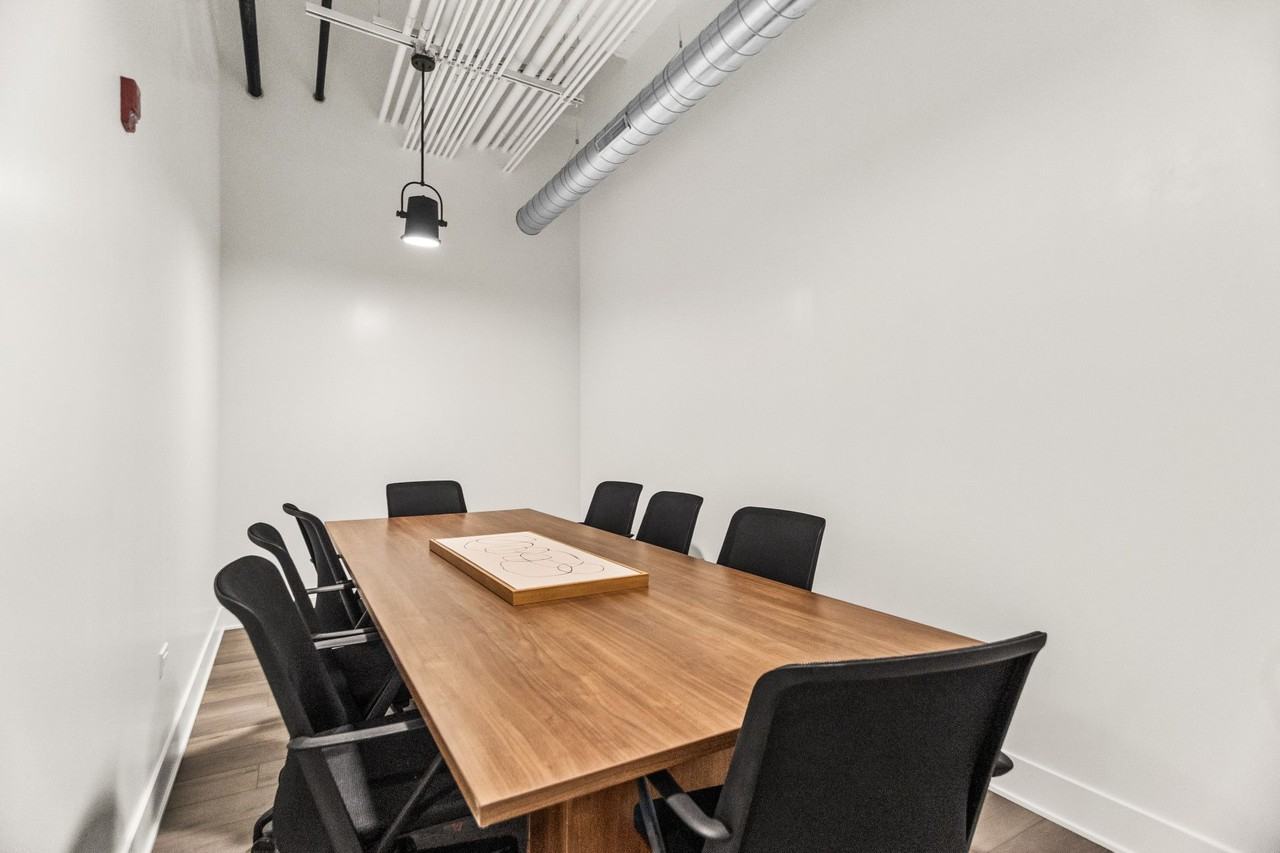 1453 Maple Ave - Photo 5 of 50