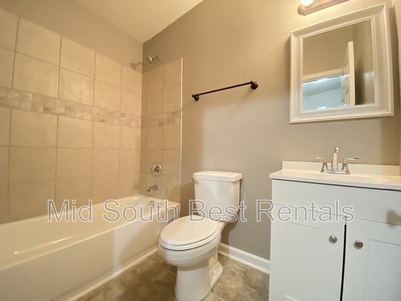 22 Woodcliff Cir - Photo 7 of 10