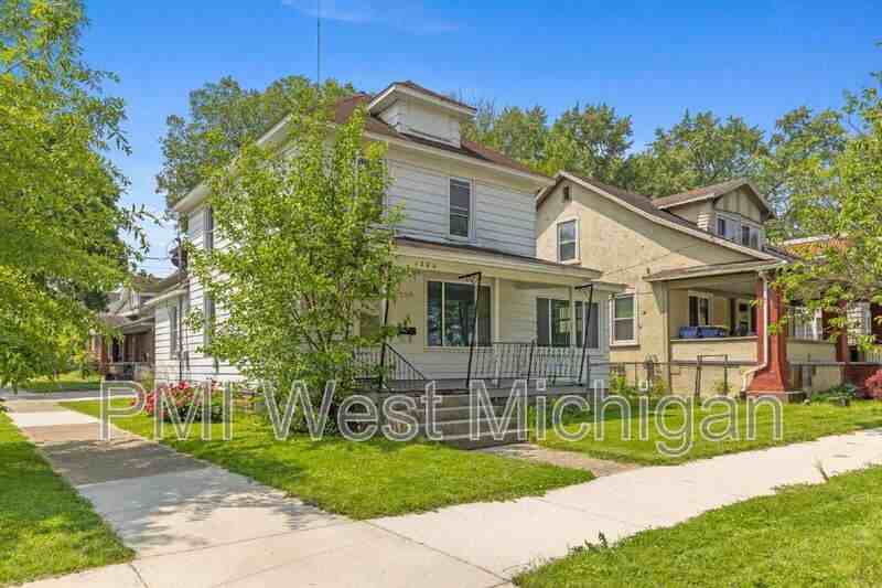 1200 Jackson St Nw - Photo 2 of 20