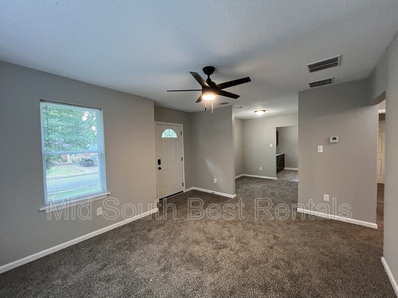 149 E Frank Ave - Photo 2 of 7