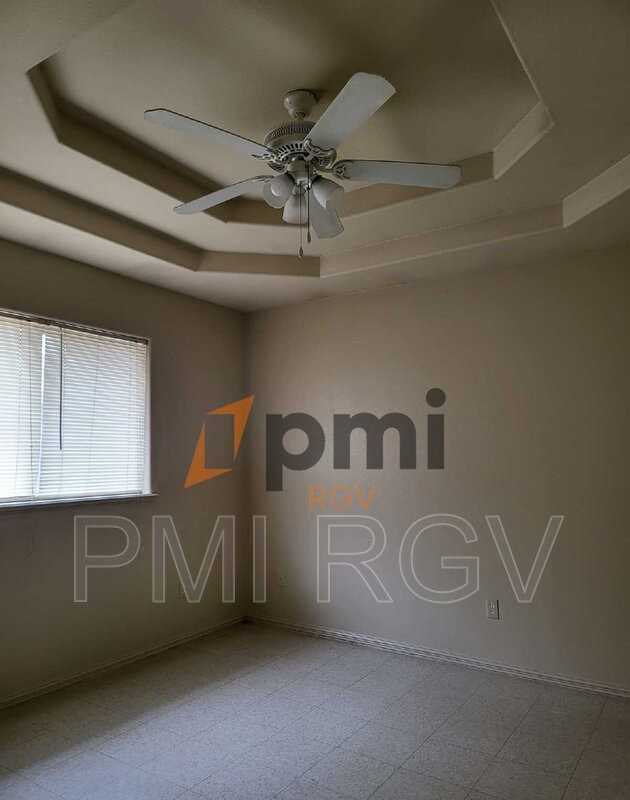 709 Robin Ave #2 - Photo 3 of 10