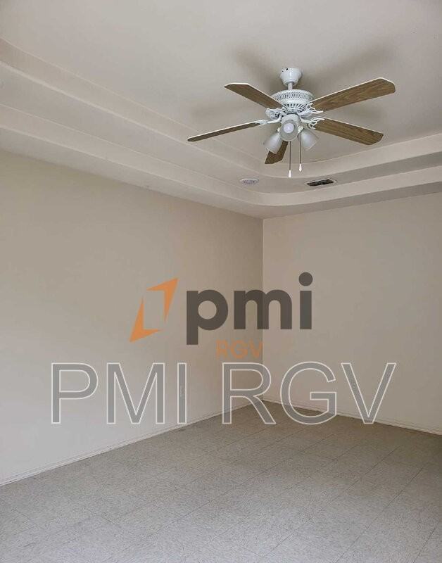 709 Robin Ave #2 - Photo 7 of 10