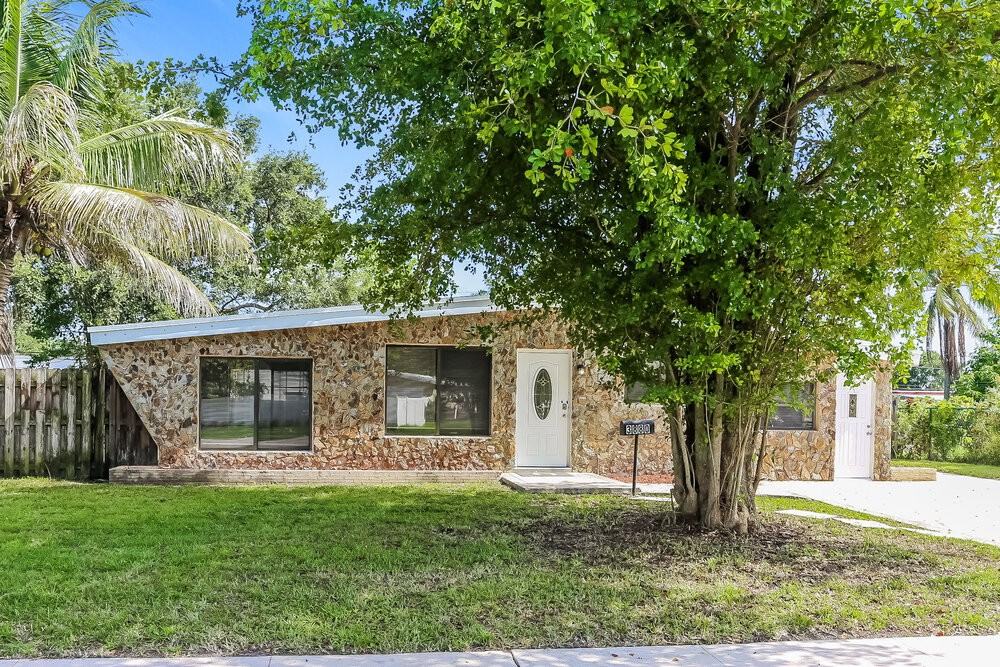 3880 Jackson Blvd - Photo 3 of 16