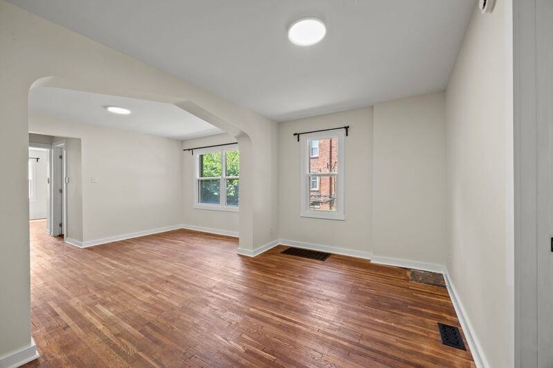 1383 Eastview Ave - Photo 2 of 18