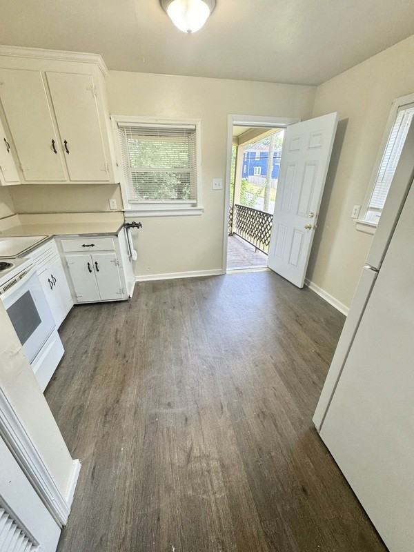 2016 4th Ave - Photo 2 of 8