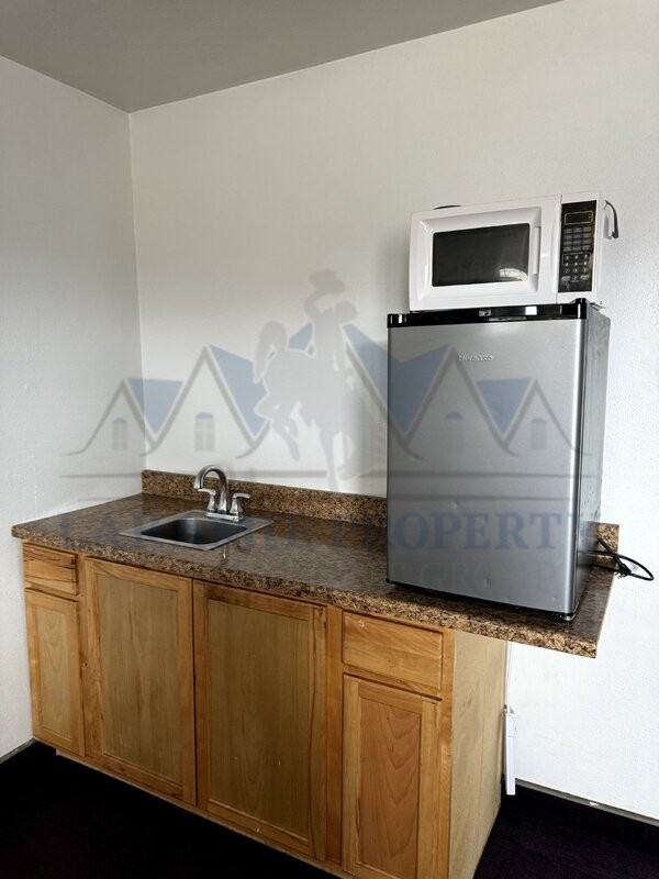 165 N 3rd St #21 - Photo 5 of 10