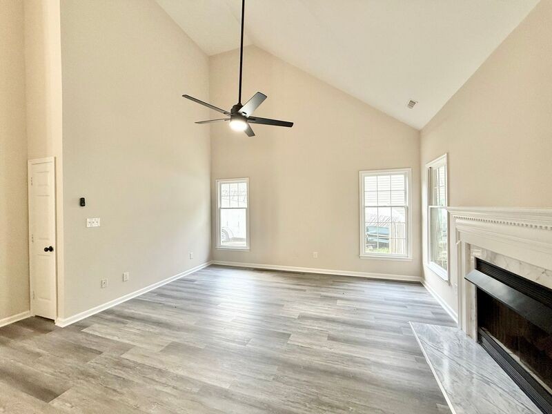 707 Clay Hill Dr - Photo 4 of 27