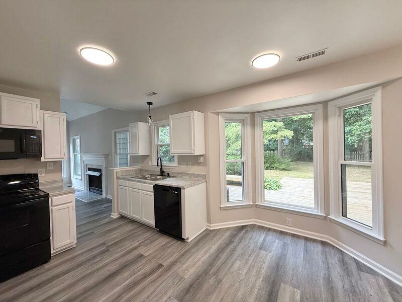 707 Clay Hill Dr - Photo 6 of 27