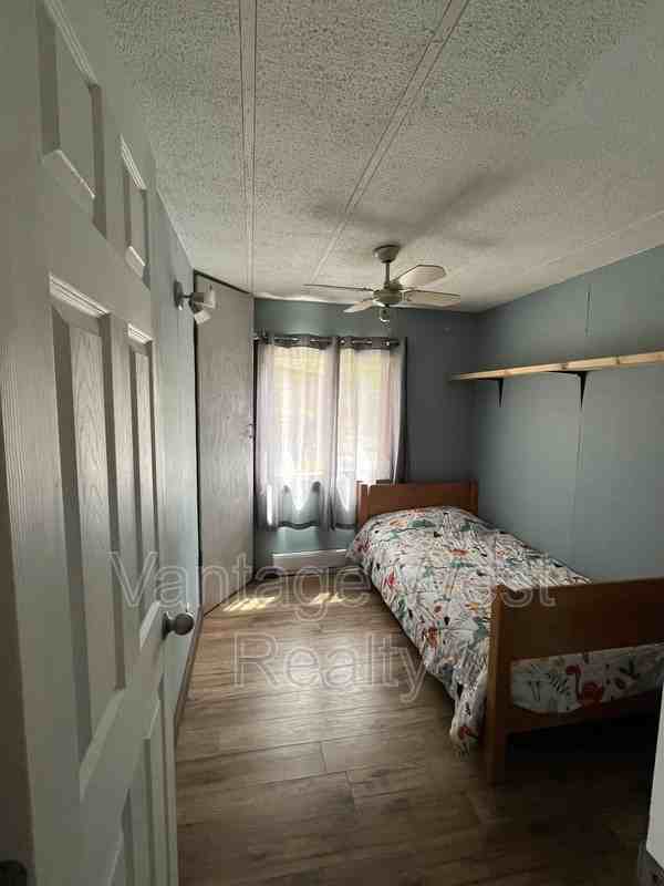 37 Fish Lake Rd - Photo 2 of 12