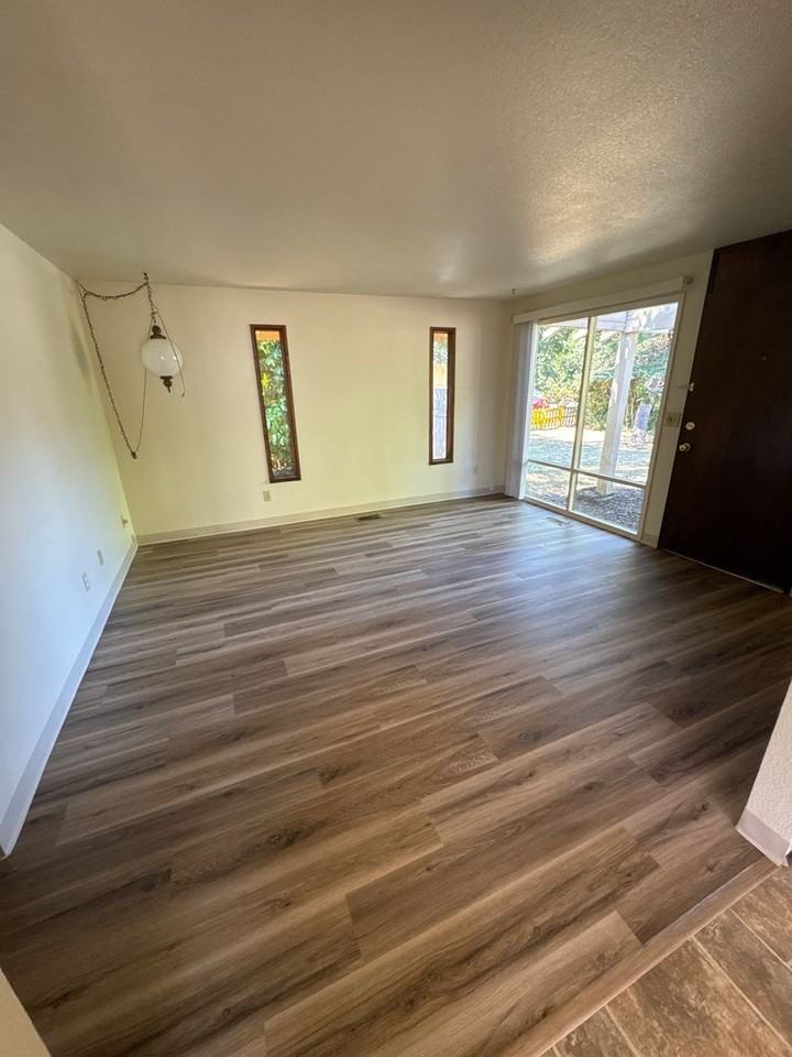 2225 Nw 14th St - Photo 2 of 25