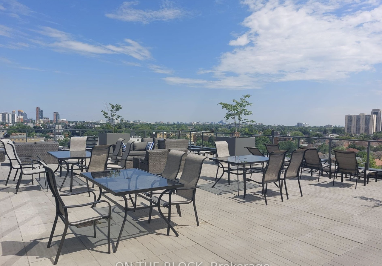 2433 Dufferin Street - Photo 12