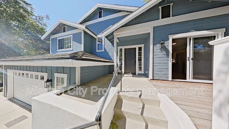 3705 Hitchcock Ranch Rd - Photo 2 of 33