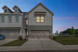328 Mountain Blvd #T1 - Photo 1 of 1