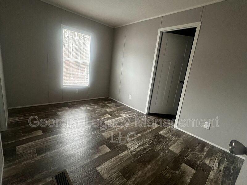 189 Mason St #8 - Photo 4 of 11
