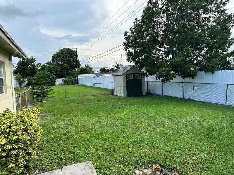 1695 Julie Tonia Dr - Photo 4 of 5