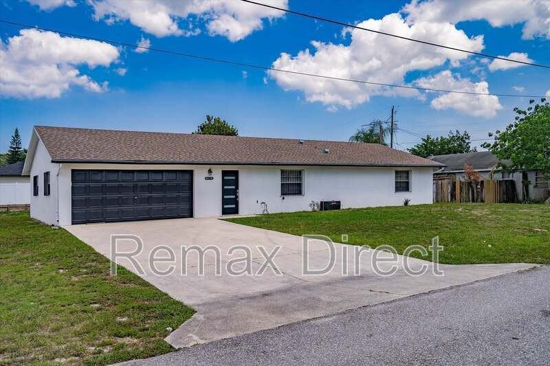 160 Marie Dr - Photo 2 of 6