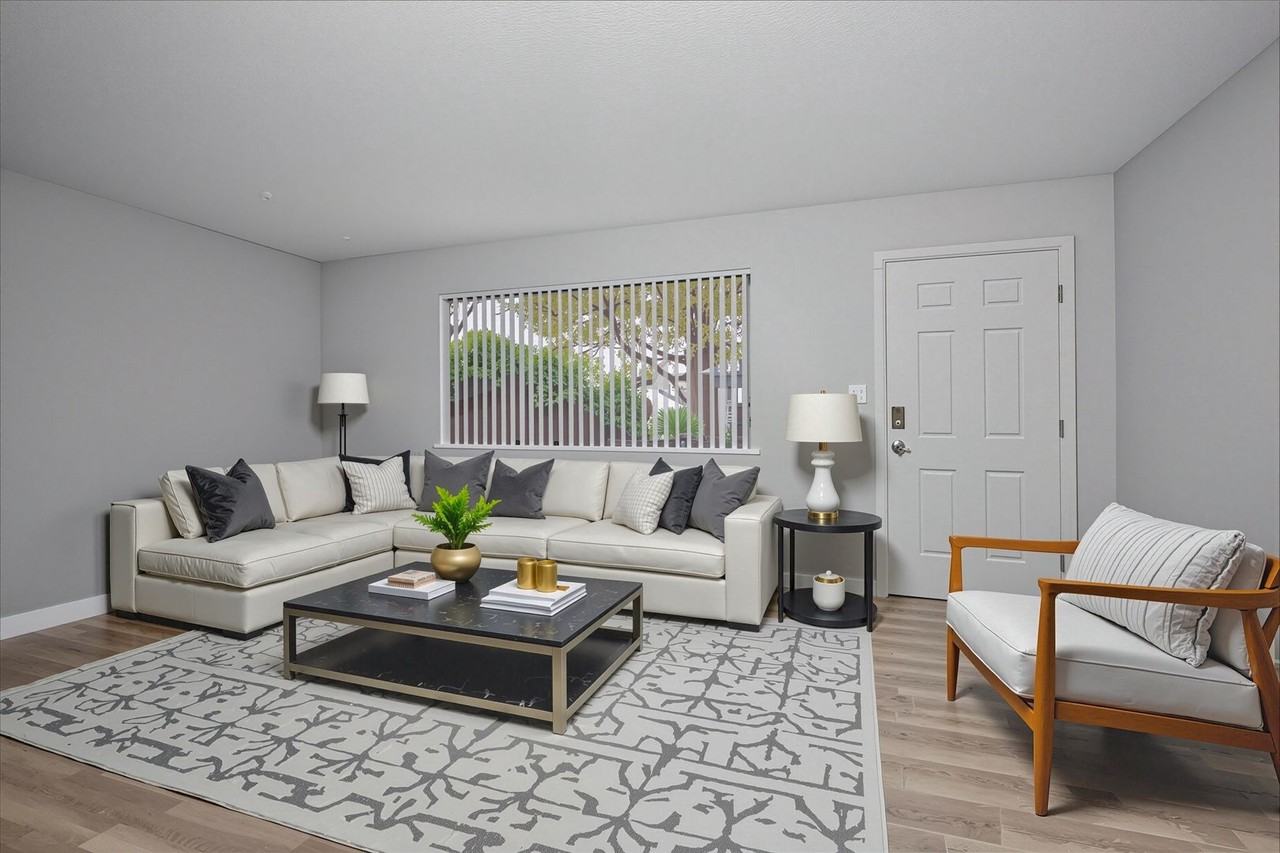 1074 Cedar Way #203 - Photo 3 of 5