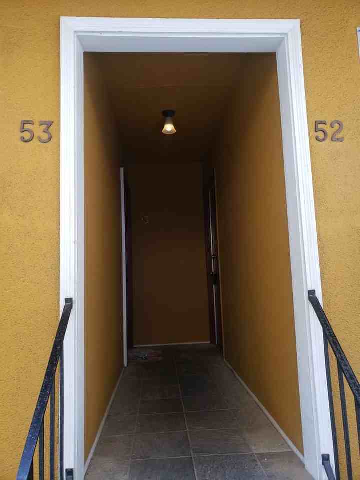 851 Sw Broadway Dr #52 - Photo 3 of 26