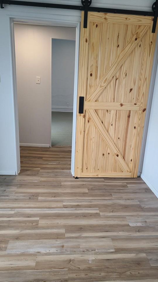 Mineral Point Rentals - Photo 5 of 10