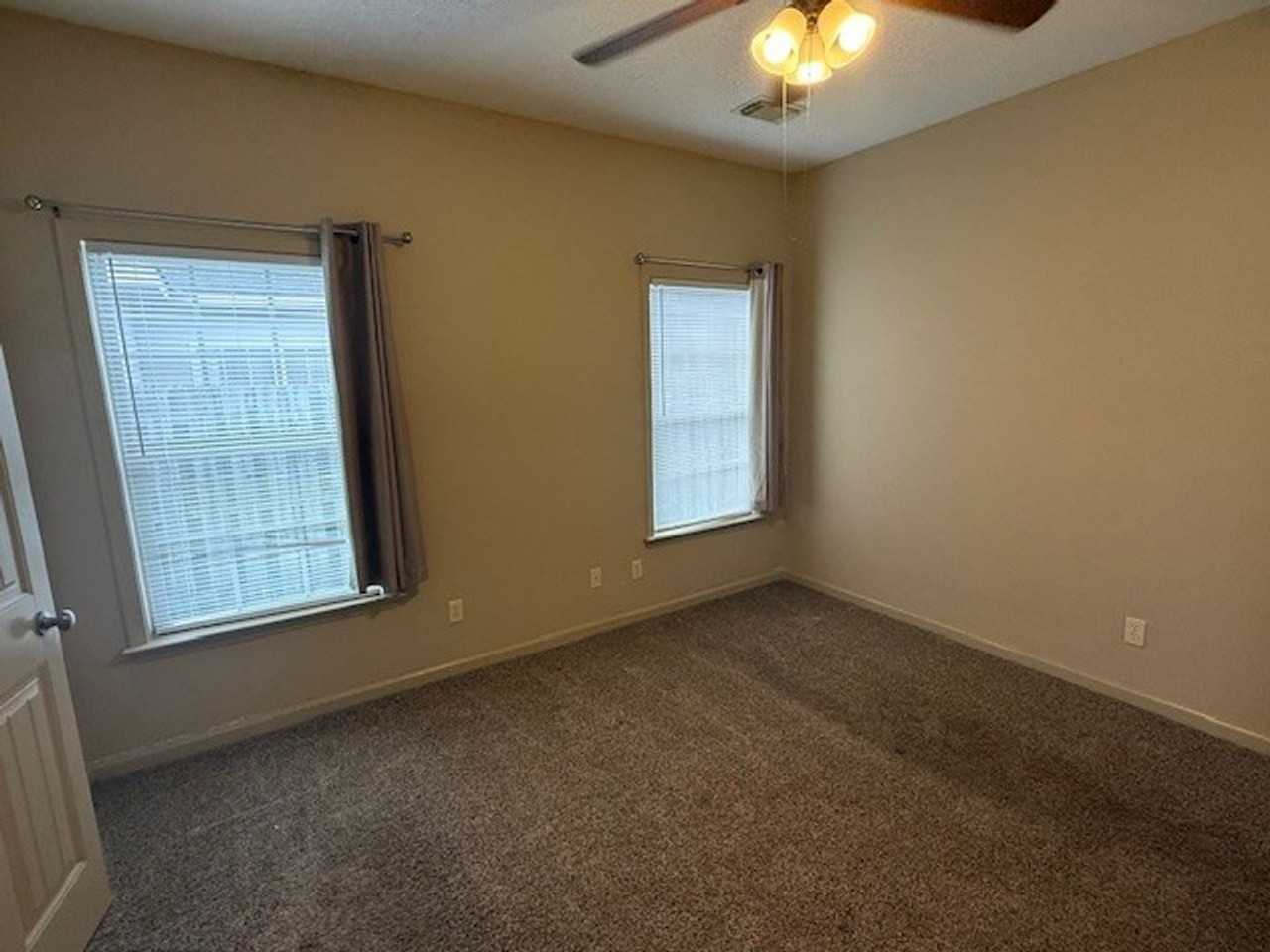 12974 Garden Creek Ln - Photo 6 of 7