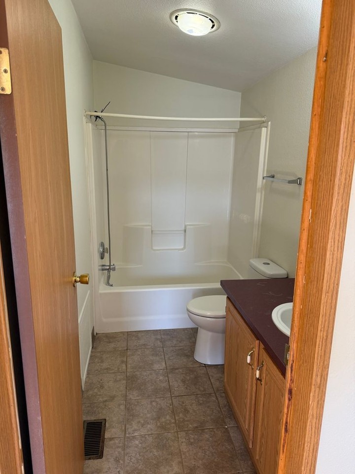 310 N Hayden St - Photo 5 of 6