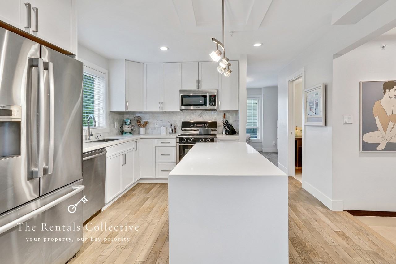 1434 Everall Street - Photo 2 of 27