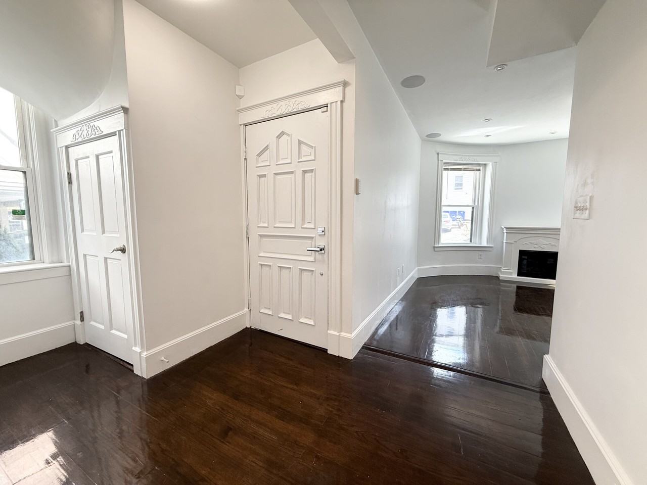 38 Cameron St #1F - Photo 6 of 10