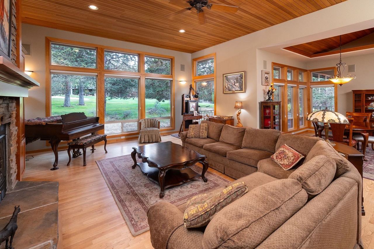 3361 Nw Mccready Dr - Photo 6 of 26