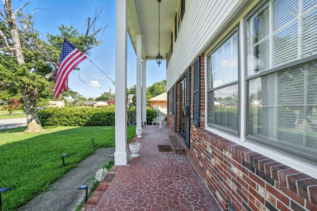 24 Bohnert Dr - Photo 4 of 42