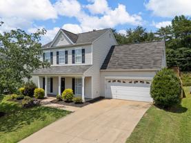 212 Dartmoor Dr - Photo 1 of 1