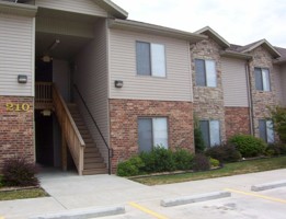 featured image of 210 E Erie St