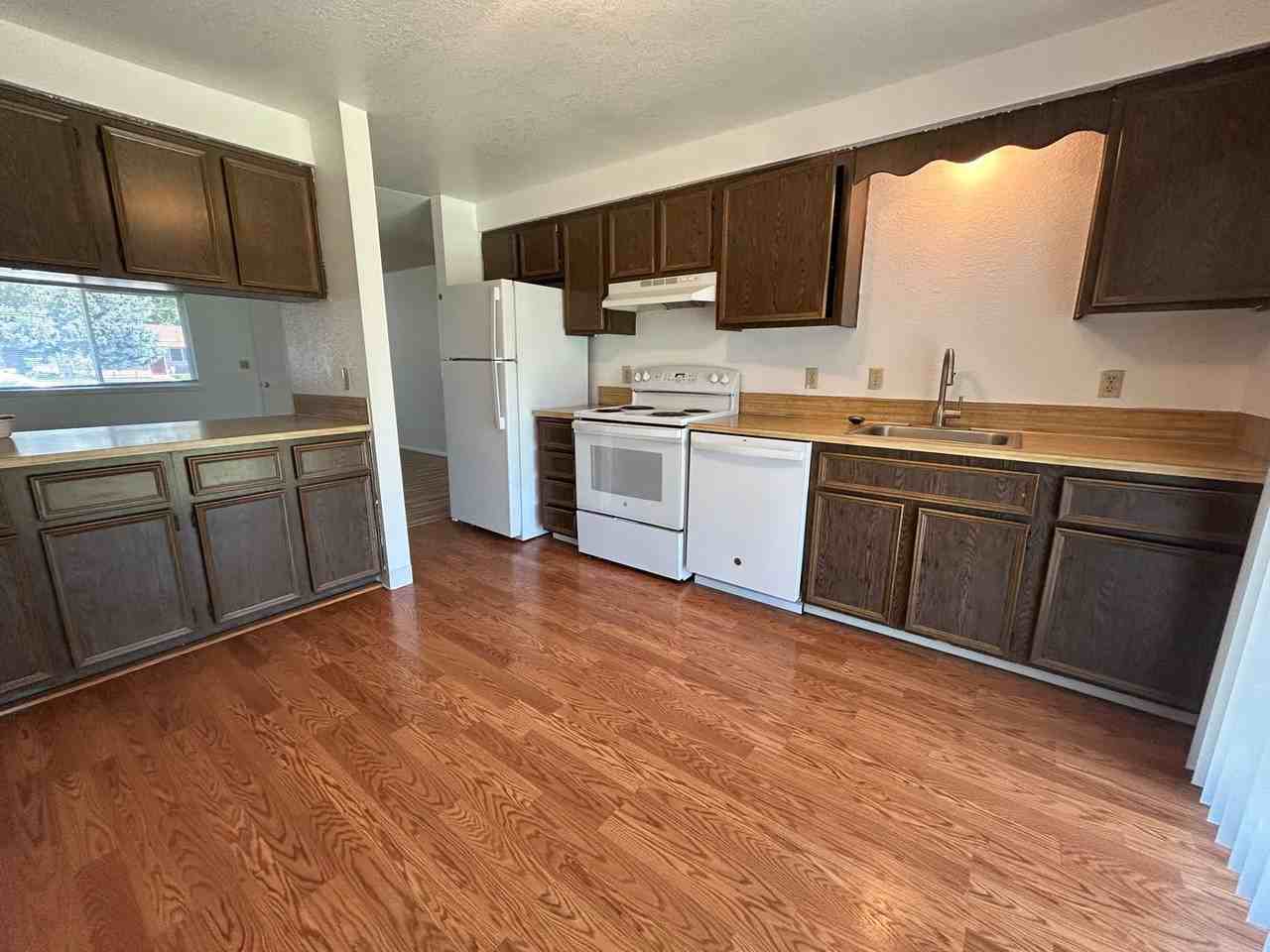 10505 W Ardyce Ct - Photo 3 of 23