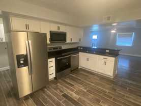 3250 Summerhill Ln - Photo 1 of 1