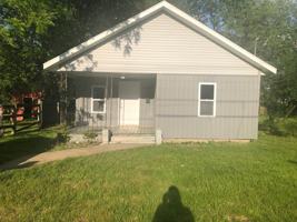 featured image of 1418 N West Ave