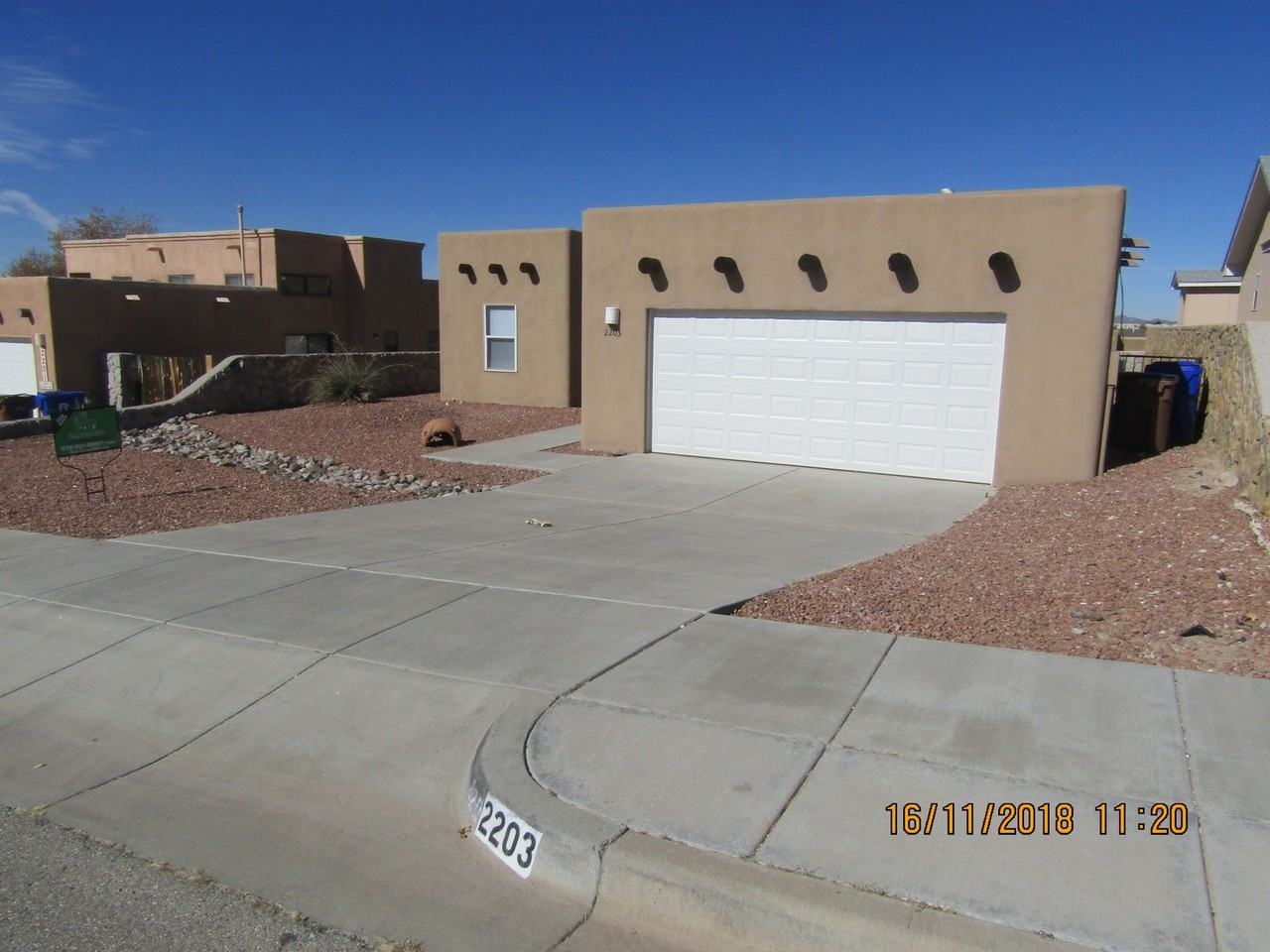 2203 Santo Domingo Ave - Photo 2 of 21