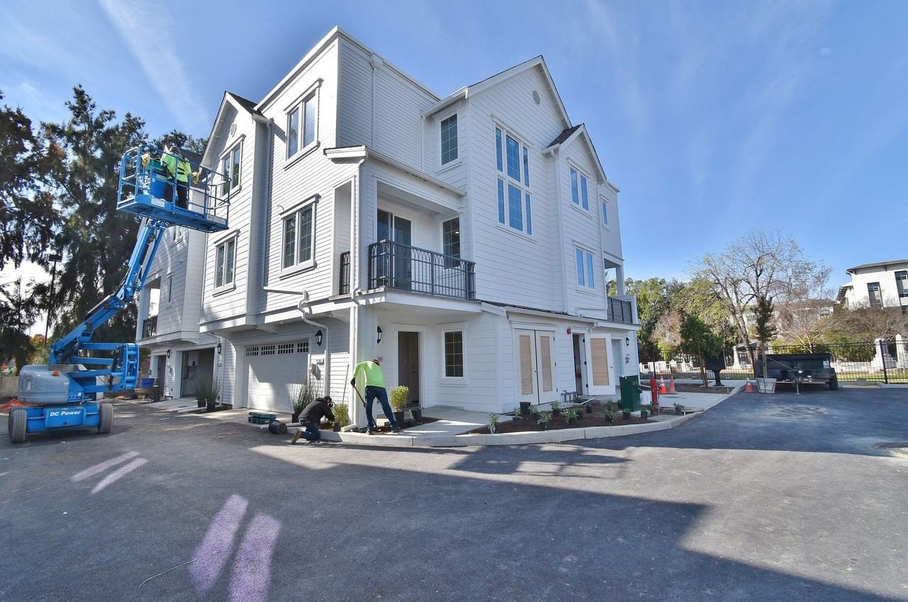 37265 Legacy Cmn - Photo 2 of 15