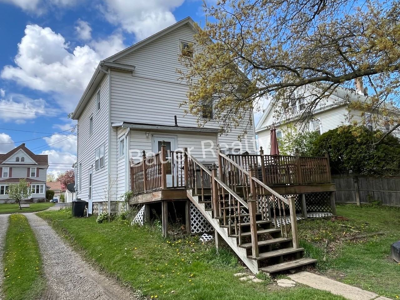740 Sandusky St - Photo 4 of 30