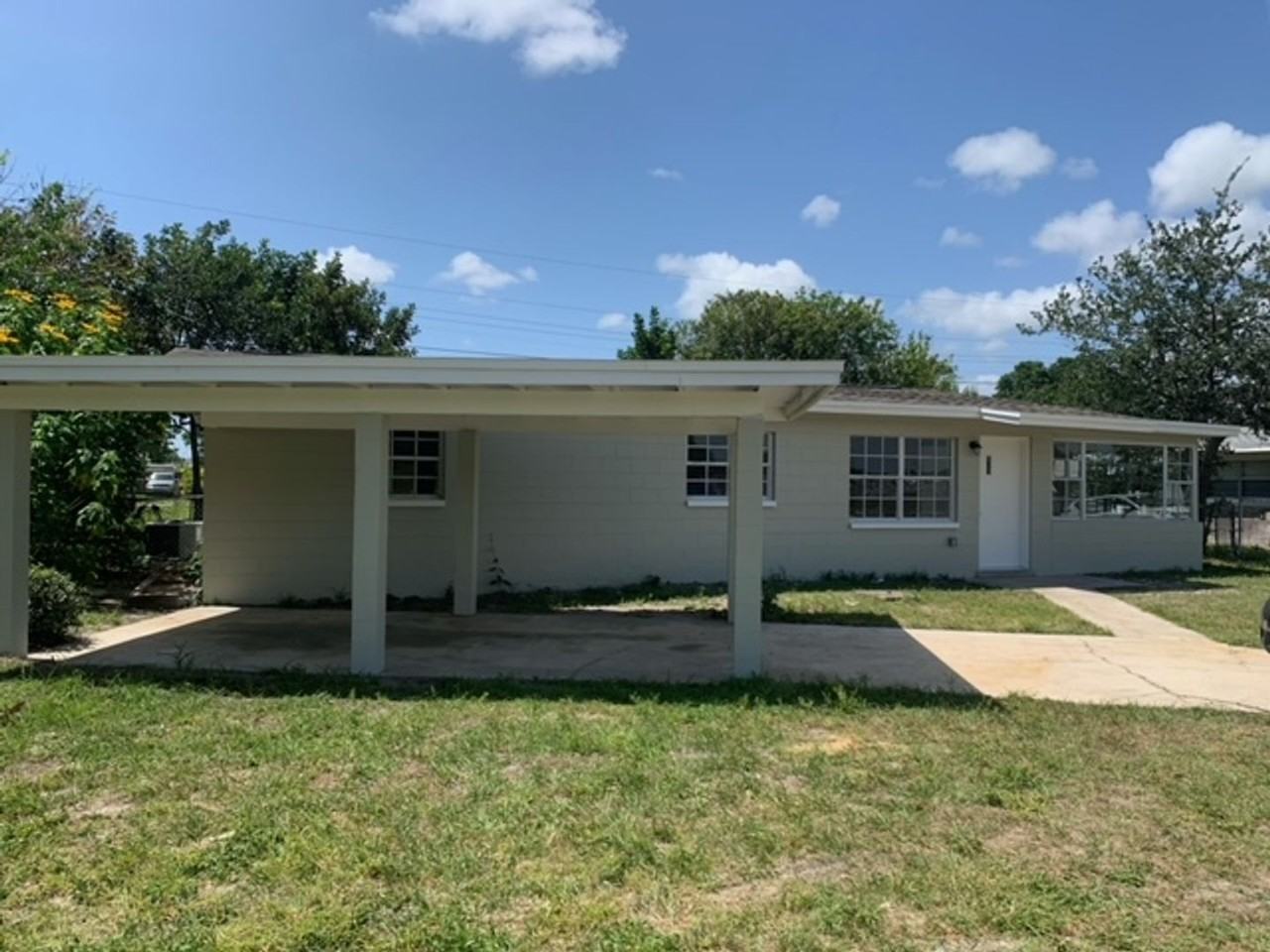 2831 W Eau Gallie Blvd - Photo 2 of 13