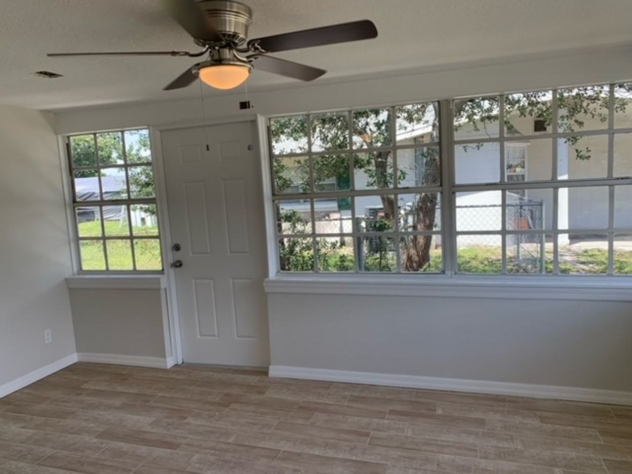 2831 W Eau Gallie Blvd - Photo 3 of 13