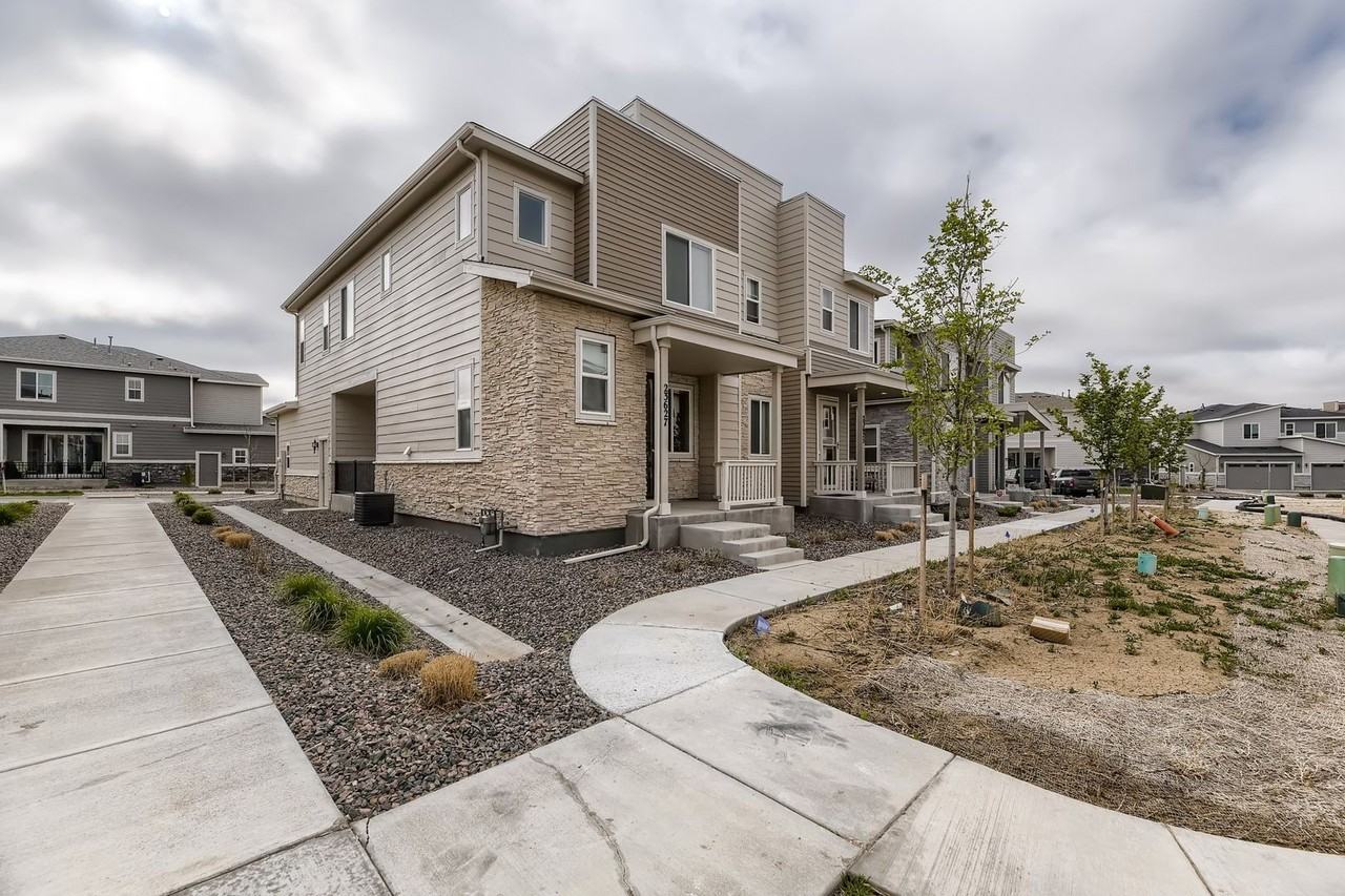 23627 E 5th Pl - Photo 2 of 33