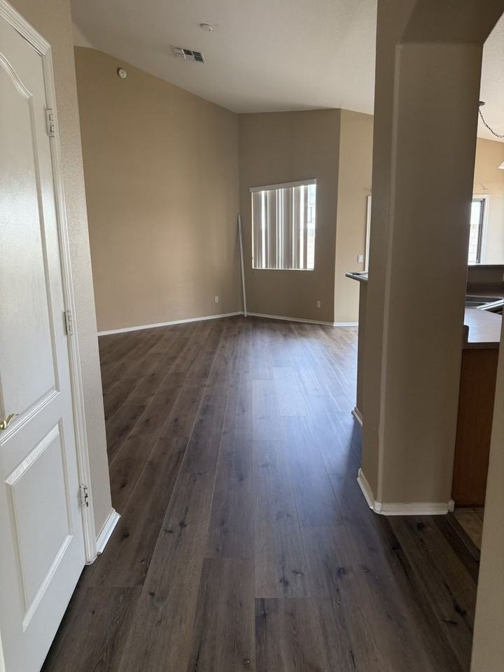 10316 E Jan Ave - Photo 3 of 18