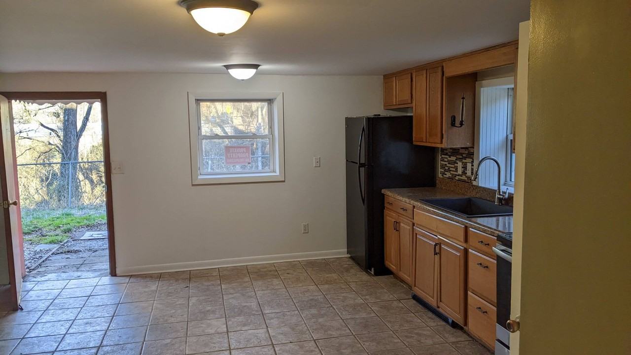 61 S Country Club Dr #A - Photo 5 of 22