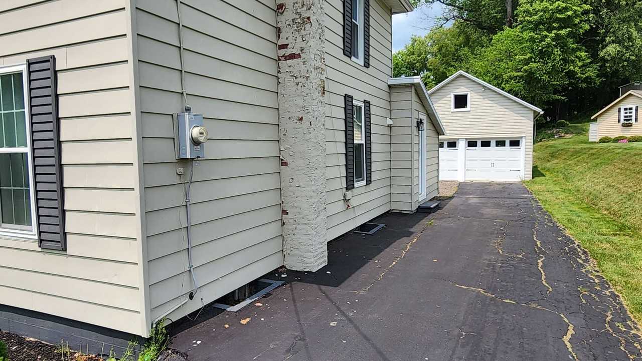 113 N 5th St - Photo 3 of 47