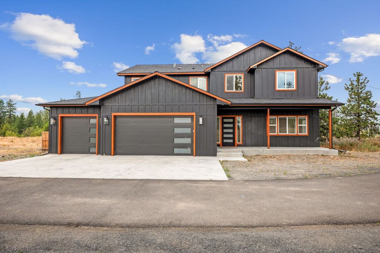 3895 W Cliffside Ln - Photo 3 of 35