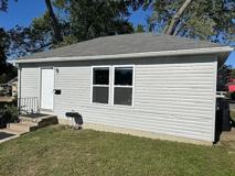 1292C - Photo 1 of 1