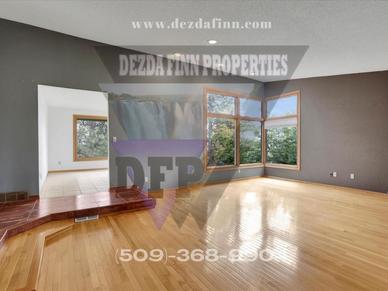 1049 S Primrose Ln - Photo 3 of 48