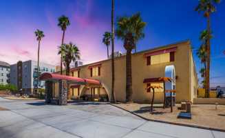 featured image of 2100 Swanson Ave