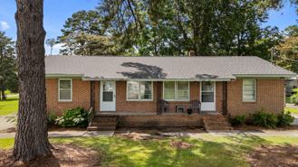 208 N Anderson St - Photo 1 of 1