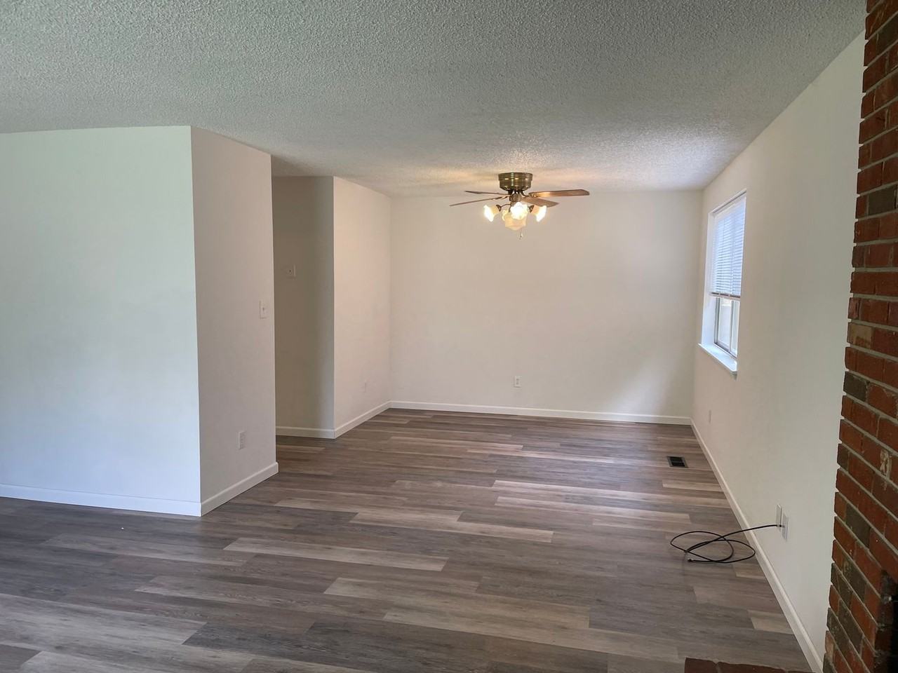 581 N Wexford Cir - Photo 6 of 25